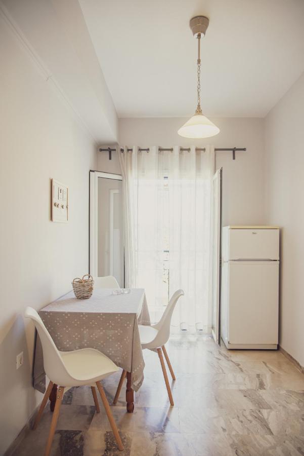 Maria Olga Apartments Benitses  Eksteriør bilde